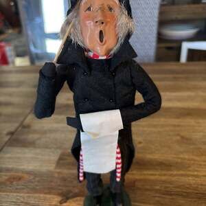 Byers' Choice Caroler 1987 Classic Choir Conductor Leader with Sheet Music USA